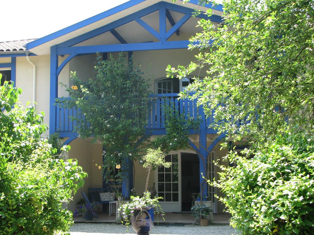 Bed and Breakfast Domaine De Bassibe Ségos Exterior foto